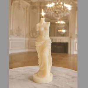 *NWT* Anaïs' Signature Venus Candle